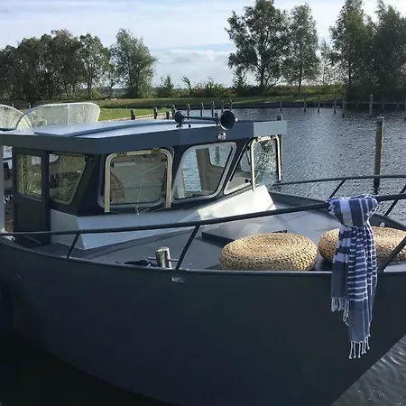 Cedo Nulli Dutch Holiday Boats